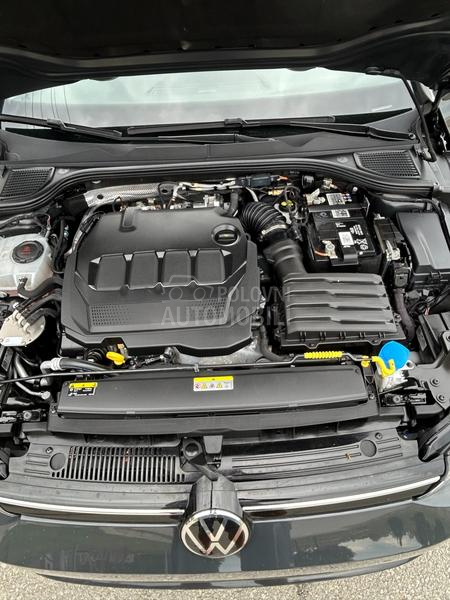 Volkswagen Golf 8 NOV- Reg.do 10/2026