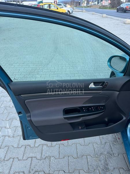 Volkswagen Golf 5 1.9 tdi