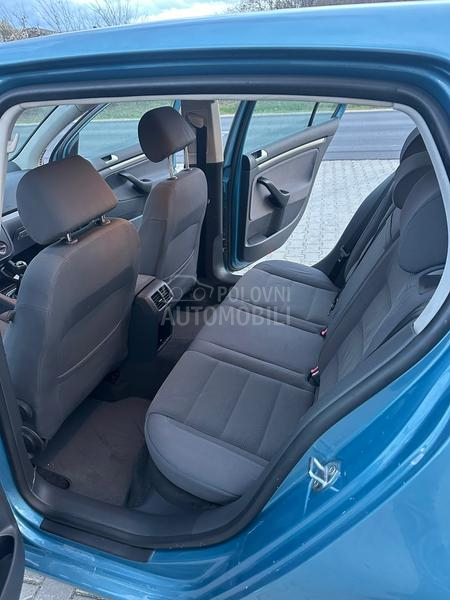 Volkswagen Golf 5 1.9 tdi