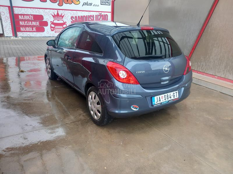 Opel Corsa D 14.i