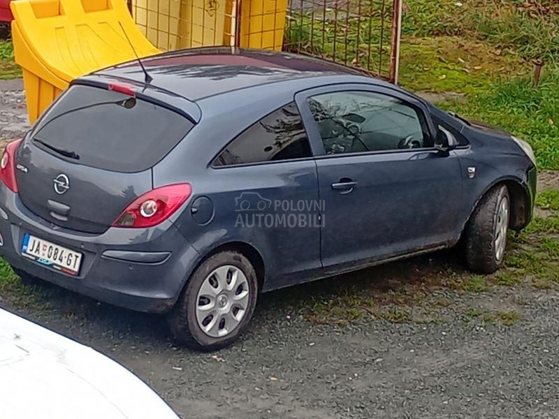 Opel Corsa D 14.i