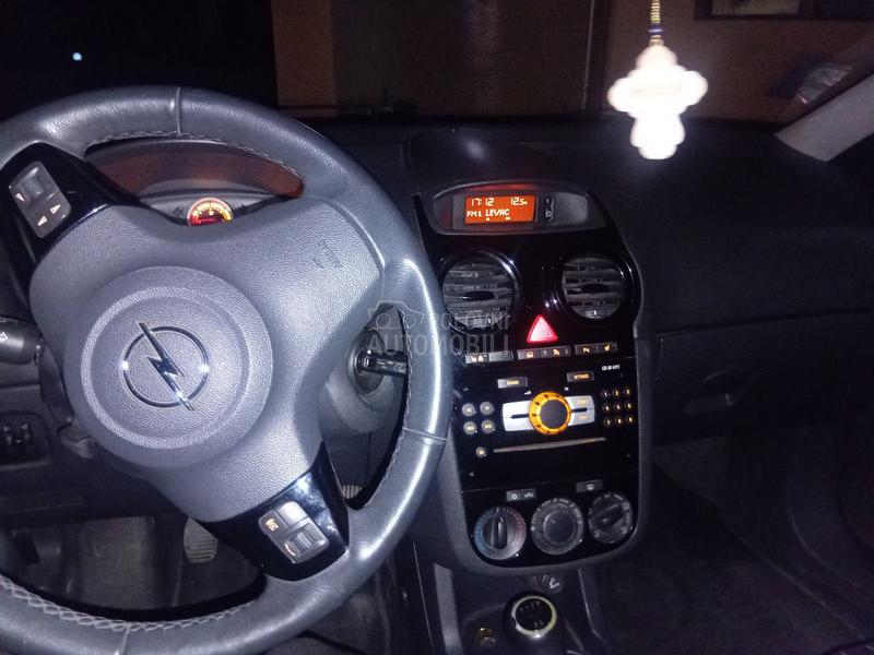 Opel Corsa D 14.i