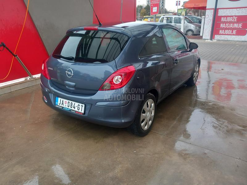 Opel Corsa D 14.i