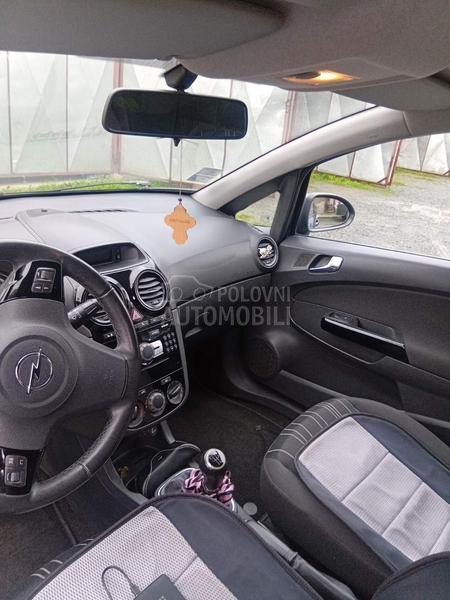 Opel Corsa D 14.i