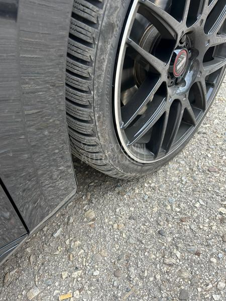 Hankook 225/40 R19 Zimska