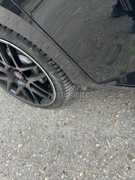 Hankook 225/40 R19 Zimska