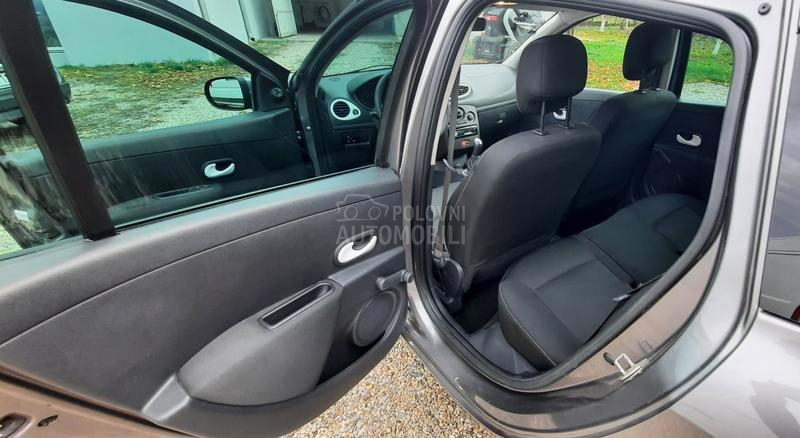 Renault Clio 1.2 16V