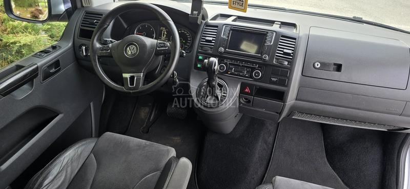 Volkswagen Transporter T5 4X4/DSG/LONG