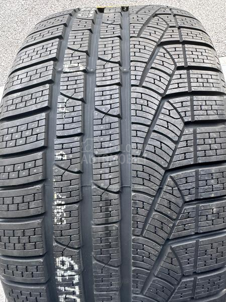 Pirelli 255/35 R19 Zimska