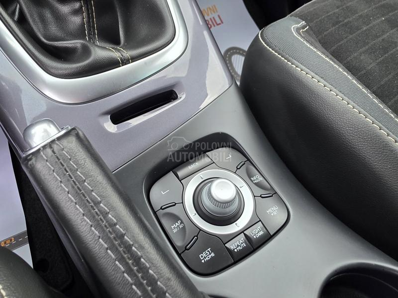 Renault Scenic 1.5 DCI/CROSS XMOD