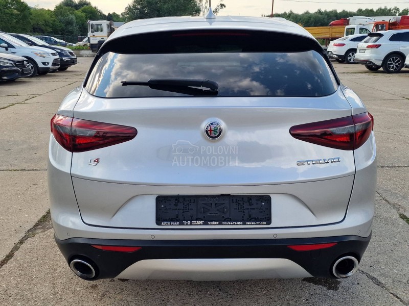 Alfa Romeo Stelvio 2.2D Q4 TURBO SPRINT