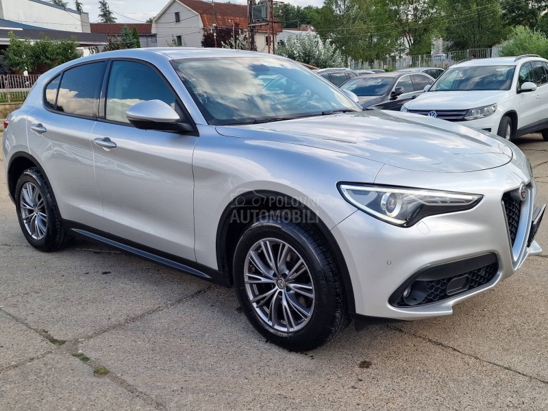 Alfa Romeo Stelvio 2.2D Q4 TURBO SPRINT