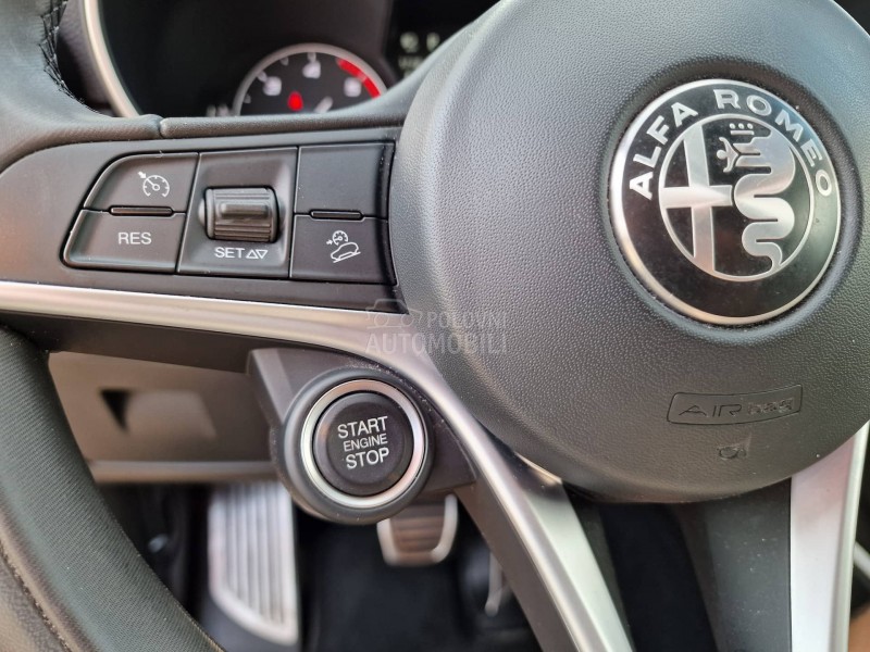 Alfa Romeo Stelvio 2.2D Q4 TURBO SPRINT