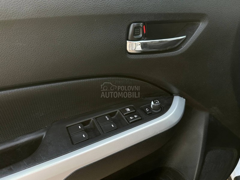 Suzuki Vitara 1.6 VVT PREMIUM