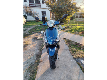 Piaggio Fly 125