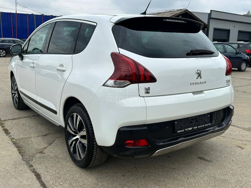 Peugeot 3008 2.0HDI HYBRID4 N O V