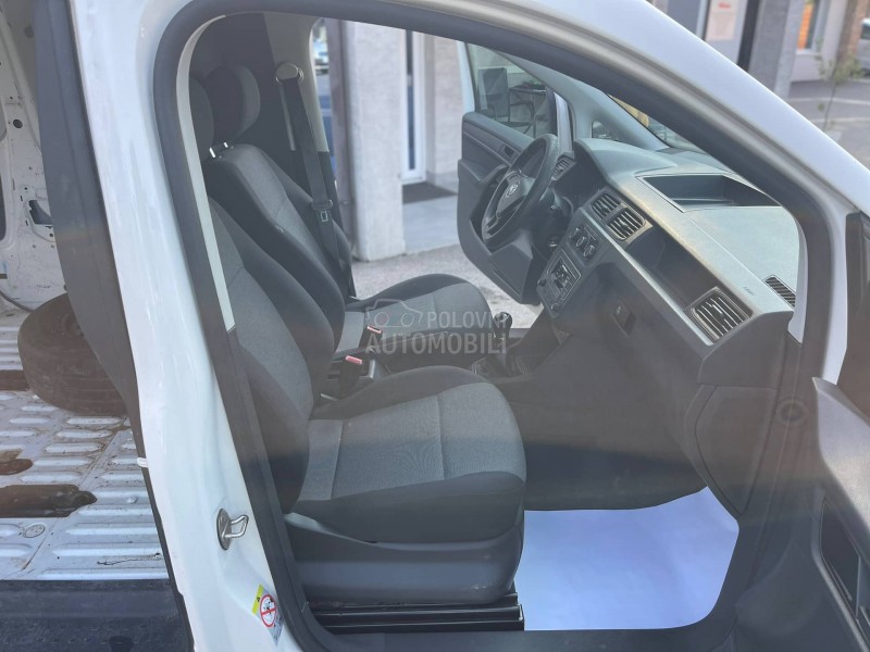 Volkswagen Caddy Maxi C N G