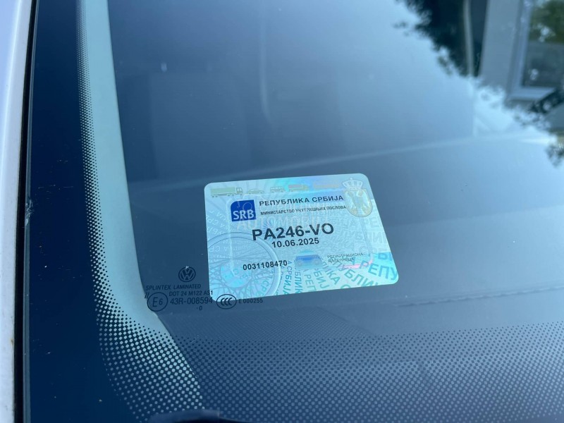 Volkswagen Caddy Maxi C N G