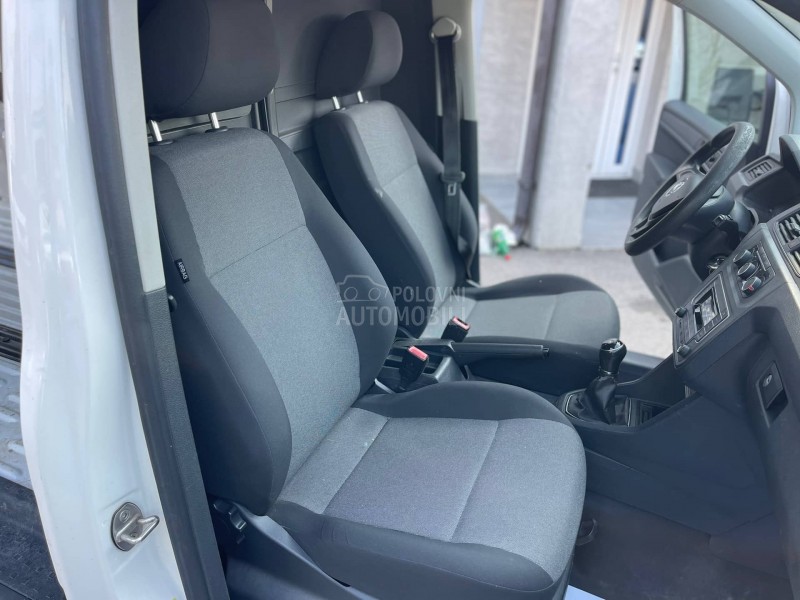 Volkswagen Caddy Maxi C N G