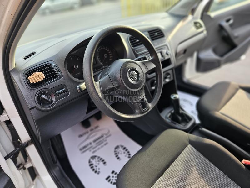 Volkswagen Polo 1.6TDI /N.O.V/