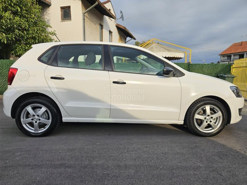 Volkswagen Polo 1.6TDI /N.O.V/