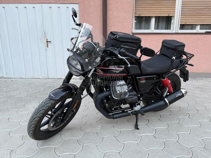 Moto Guzzi v7 Stone Special edition
