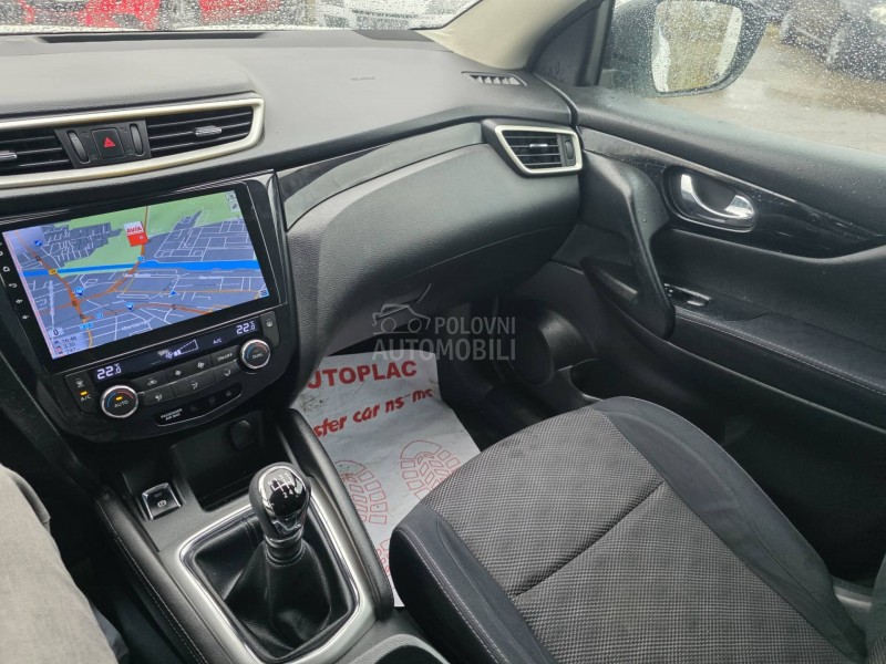 Nissan Qashqai 1.5dci  LED/NAV