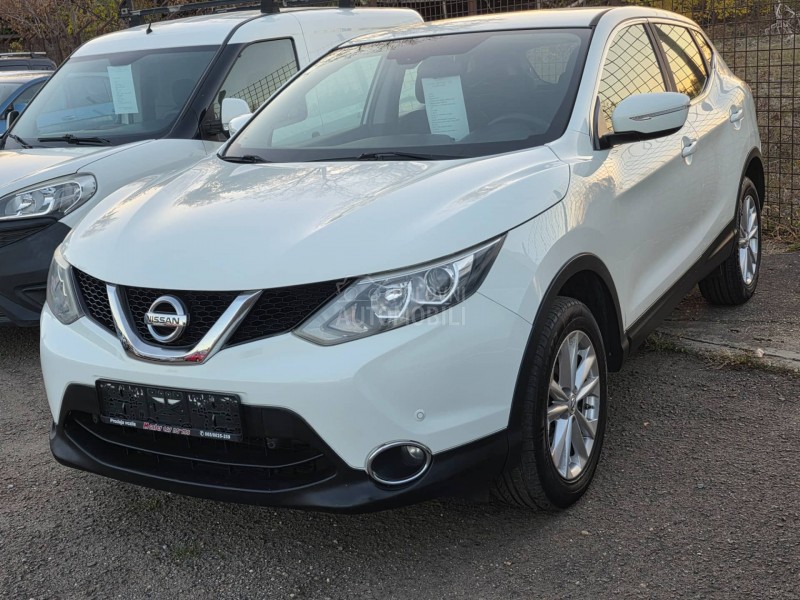 Nissan Qashqai 1.5dci  LED/NAV