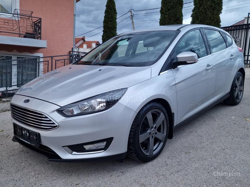 Ford Focus //TITANIUM//