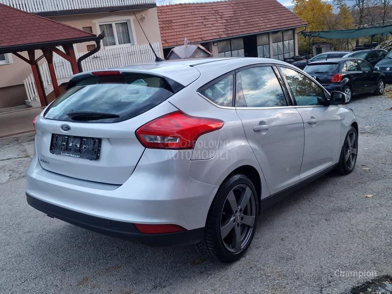 Ford Focus //TITANIUM//