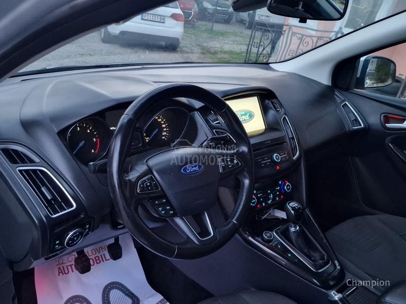 Ford Focus //TITANIUM//