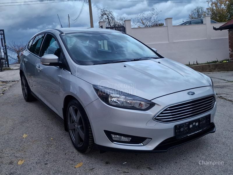 Ford Focus //TITANIUM//