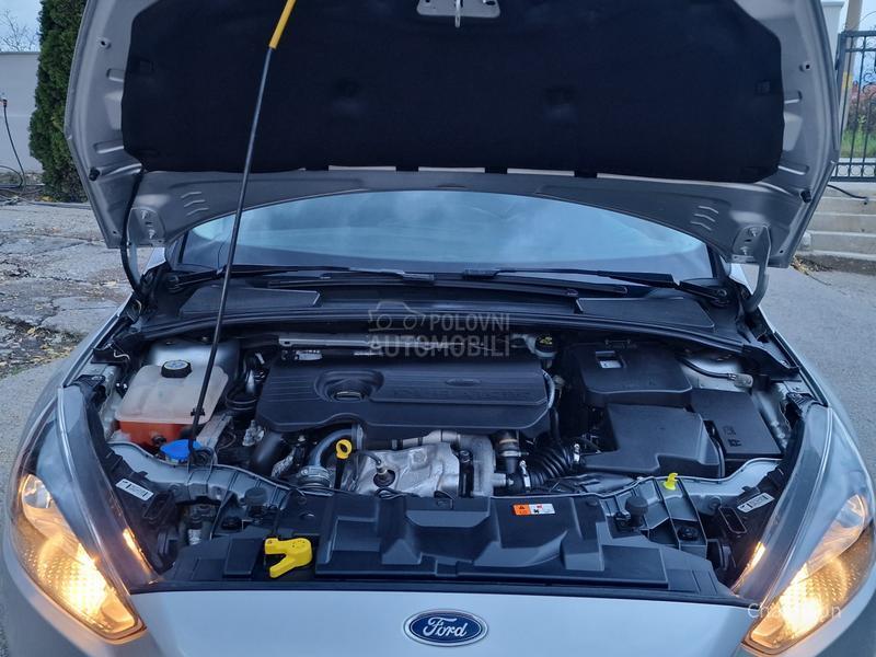 Ford Focus //TITANIUM//