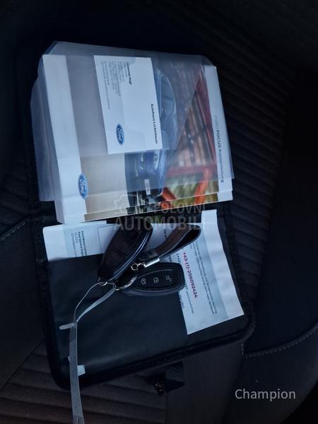 Ford Focus //TITANIUM//