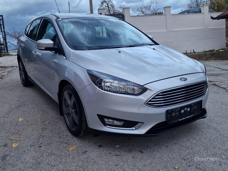 Ford Focus //TITANIUM//