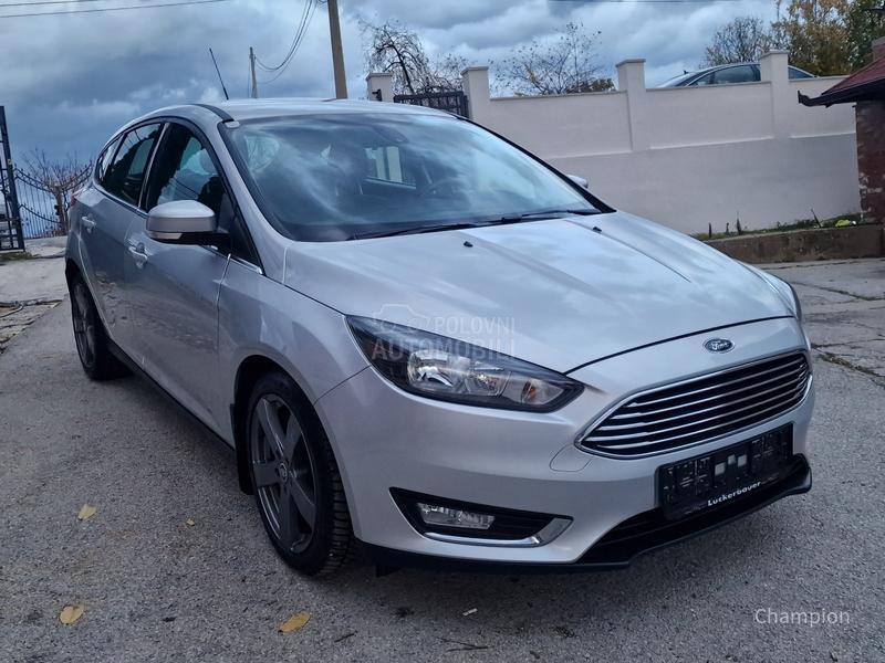 Ford Focus //TITANIUM//