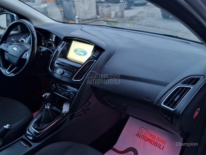 Ford Focus //TITANIUM//