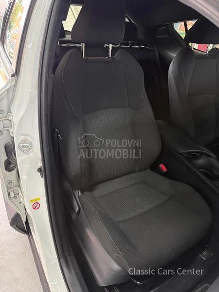 Toyota C-HR 1.8 HSD E-CVT CENTER