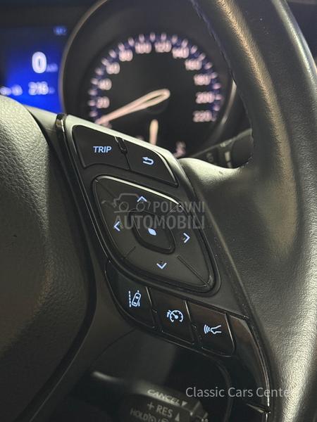 Toyota C-HR 1.8 HSD E-CVT CENTER