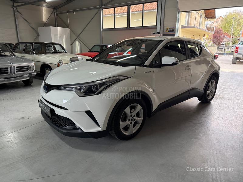 Toyota C-HR 1.8 HSD E-CVT CENTER