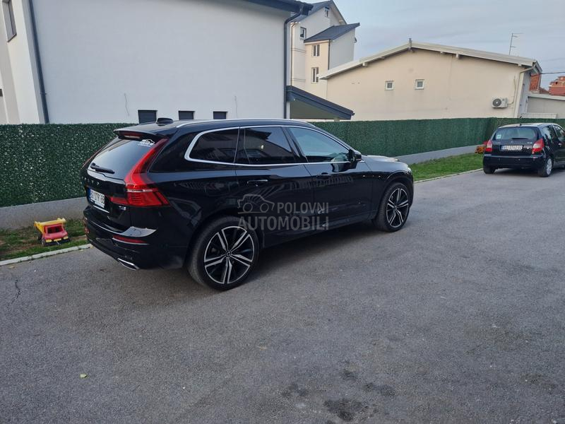 Volvo XC60 R-DESIGN