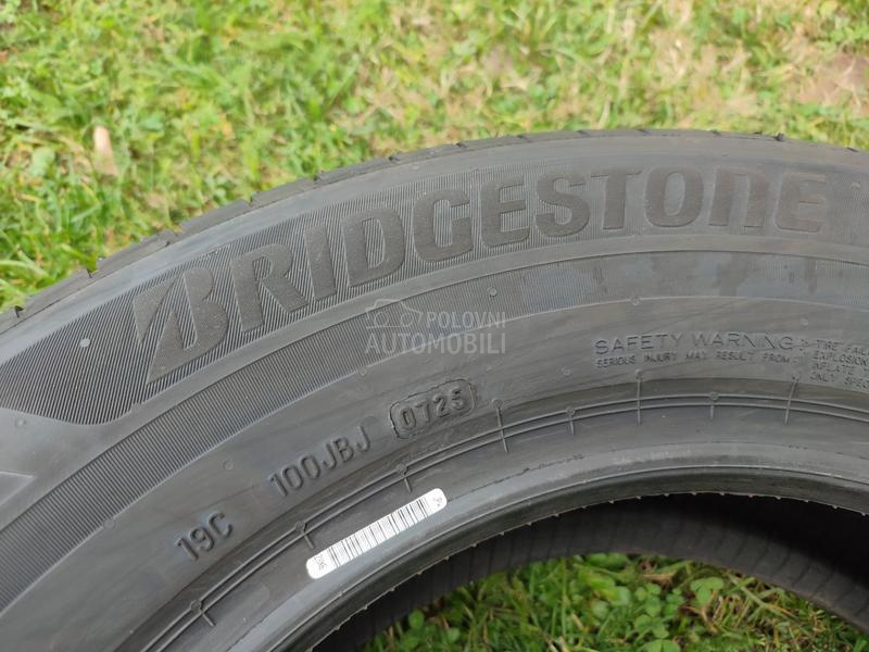 Bridgestone 215/65 R16 Letnja