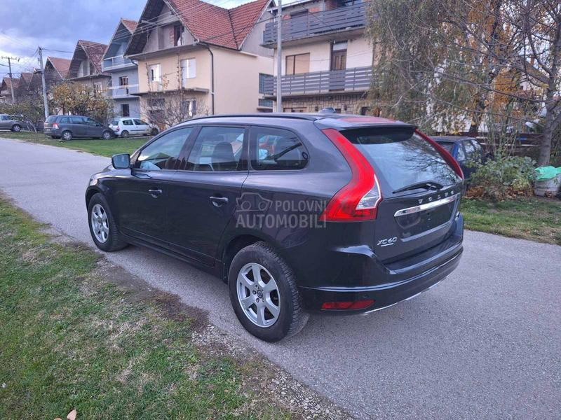 Volvo XC60 2.4 4d autom