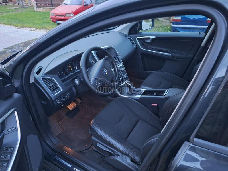 Volvo XC60 2.4 4d autom