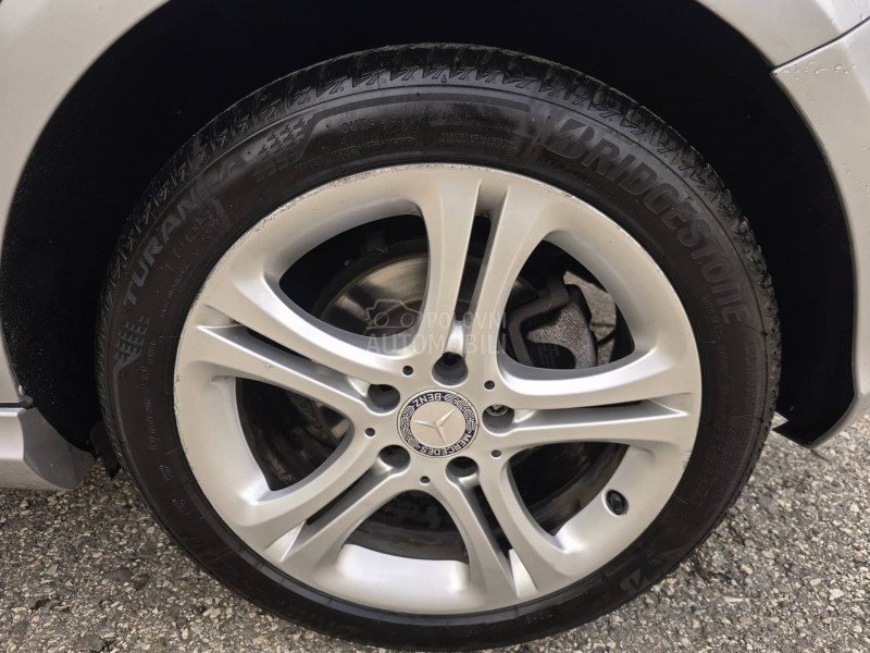 Mercedes Benz A 180 CDI  AVANTGARDE