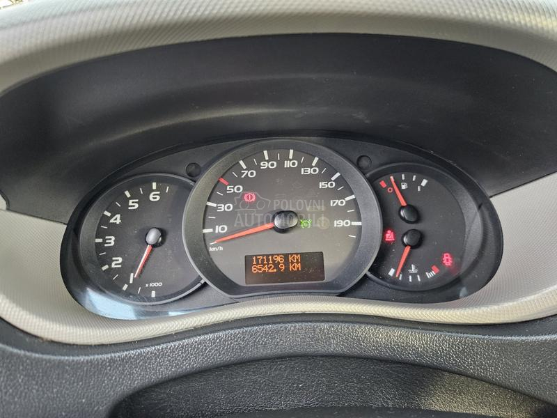 Renault Master 2.3 DCI L3 6 SED