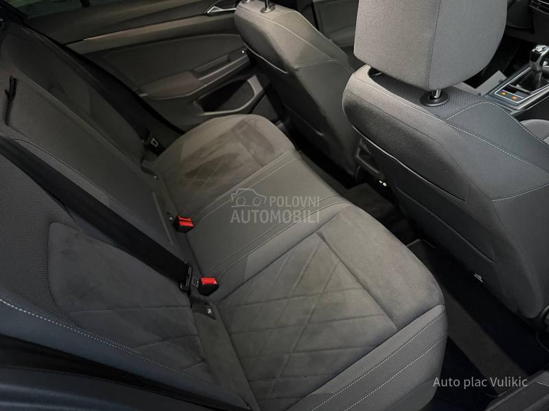 Volkswagen Golf 8 RATA 299e BEZ UČEŠĆA