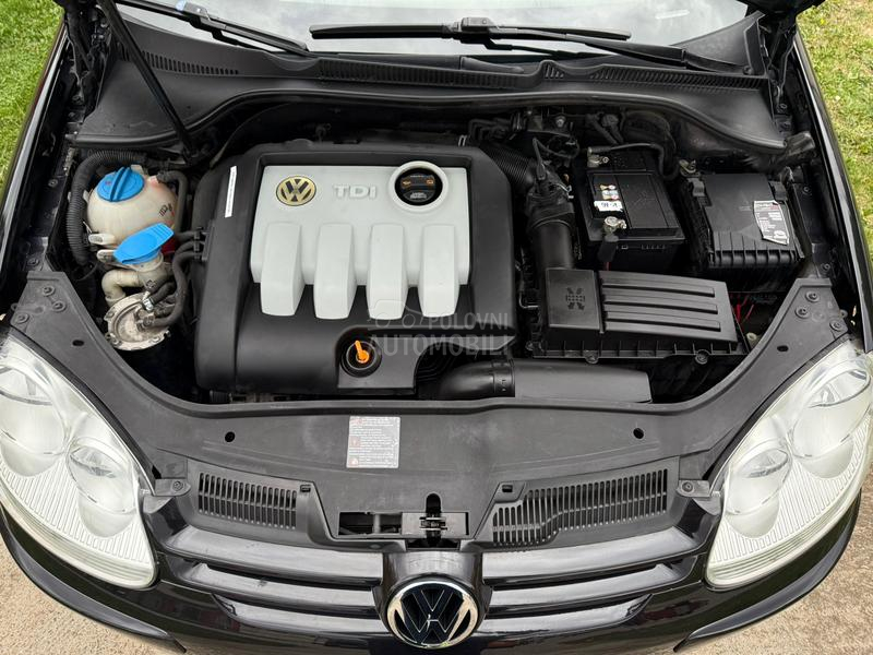 Volkswagen Golf 5 1.9 TDI T O P