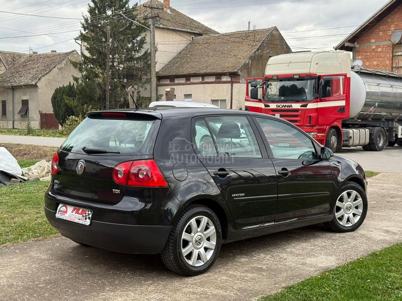 Volkswagen Golf 5 1.9 TDI T O P