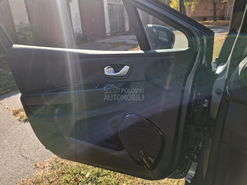 Renault Clio 1.5 DCi